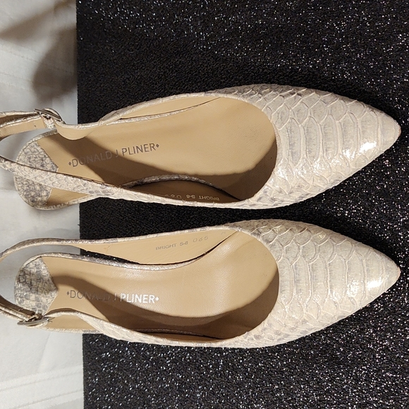 Donald J. Pliner Shoes - Donald J. Pliner
